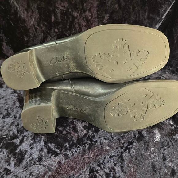 2007 Clarks Leather Square Heel Retro Ankle Boots Size 11 Women - Picture 3 of 7